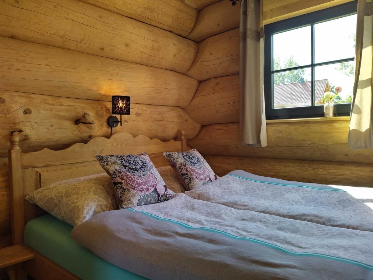 Naturstammhaus Tollensesee Groß Nemerow المظهر الخارجي الصورة