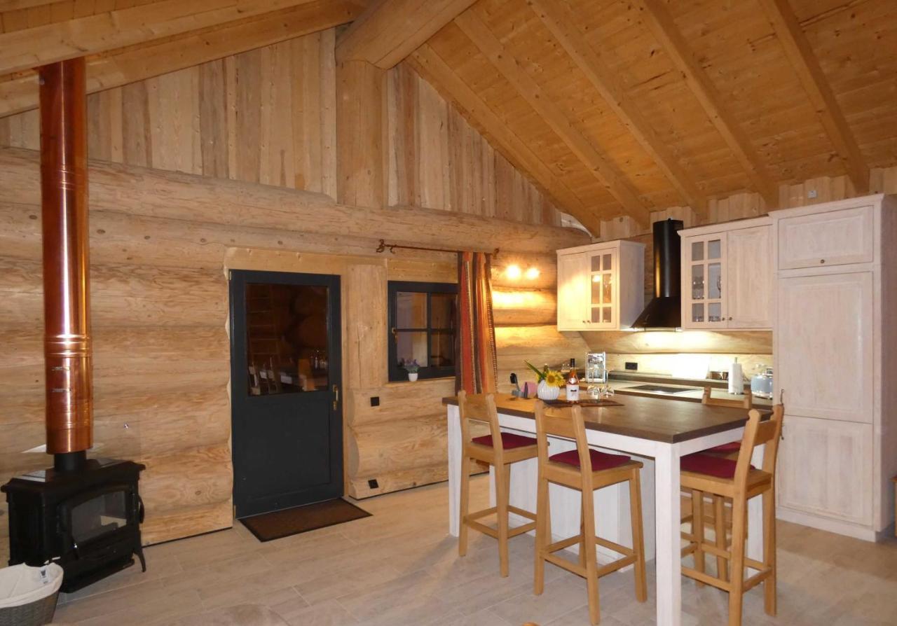 Naturstammhaus Tollensesee Groß Nemerow المظهر الخارجي الصورة