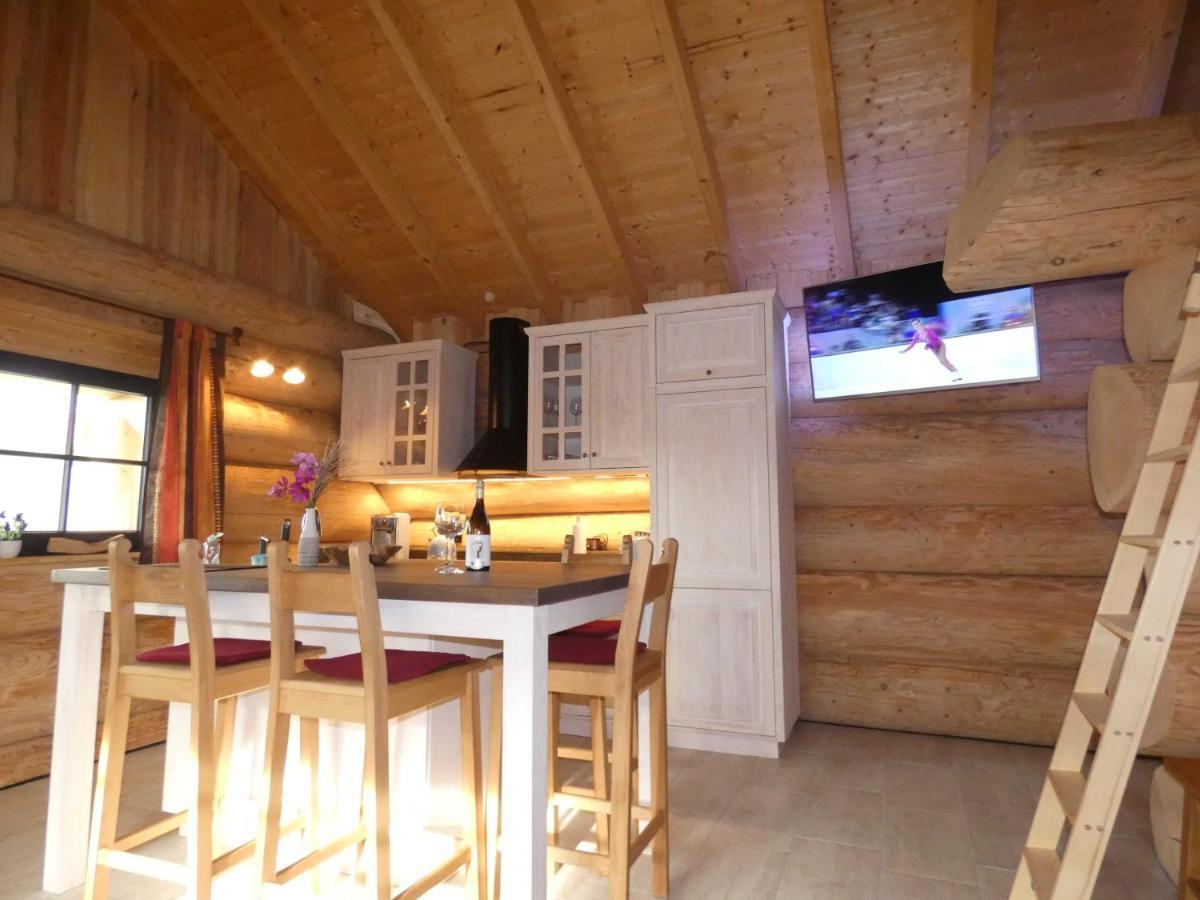 Naturstammhaus Tollensesee Groß Nemerow المظهر الخارجي الصورة