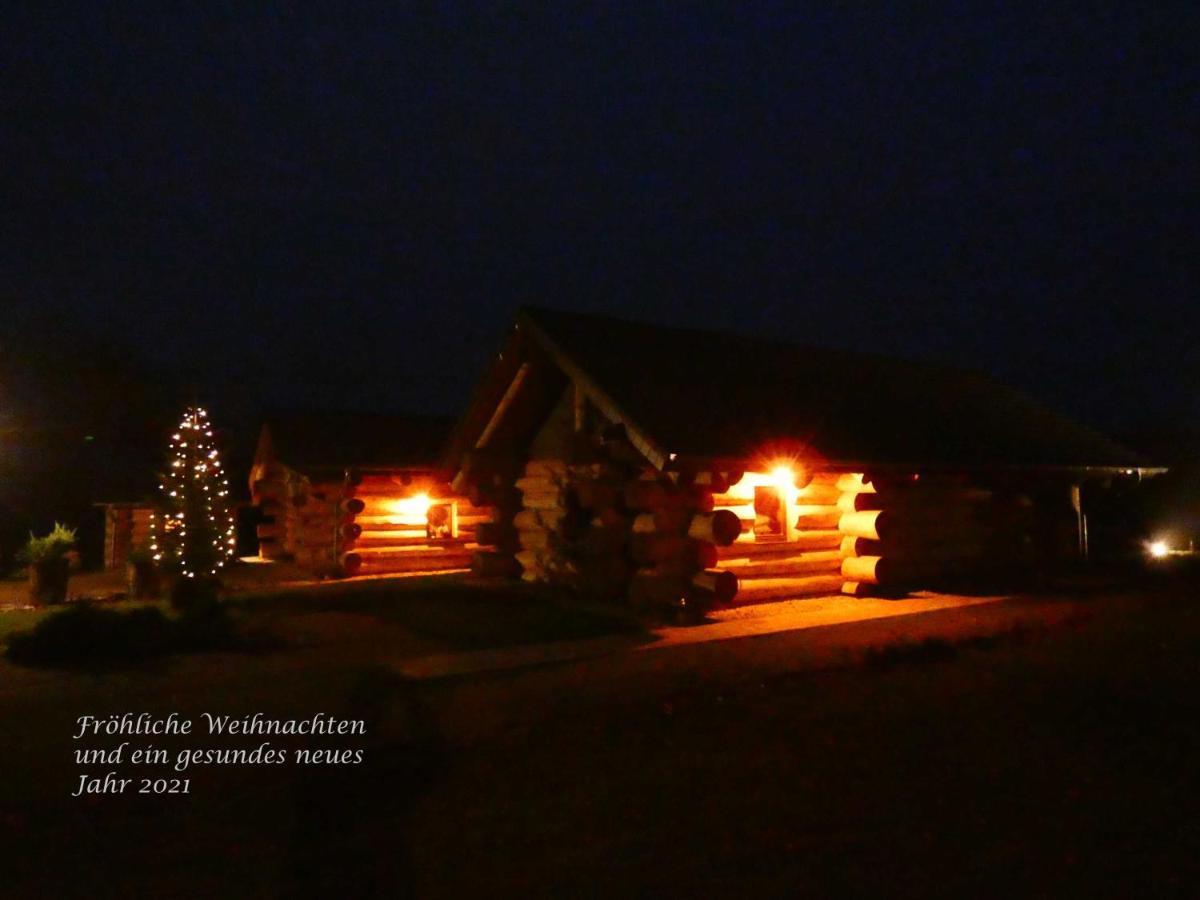 Naturstammhaus Tollensesee Groß Nemerow المظهر الخارجي الصورة